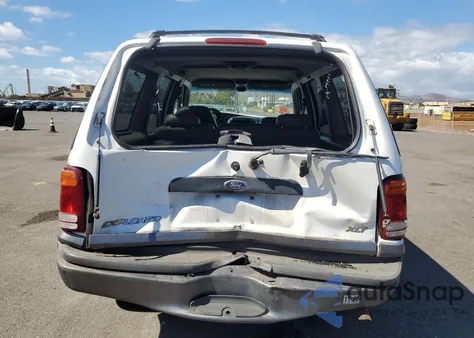 2000 Ford Explorer Xlt из США, поврежденный, VIN 1FMZU73E5YZC37274